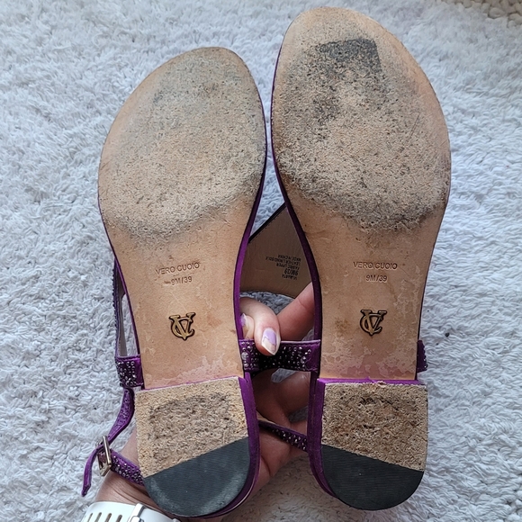 Vince Camuto Martha sandals - Picture 2 of 3